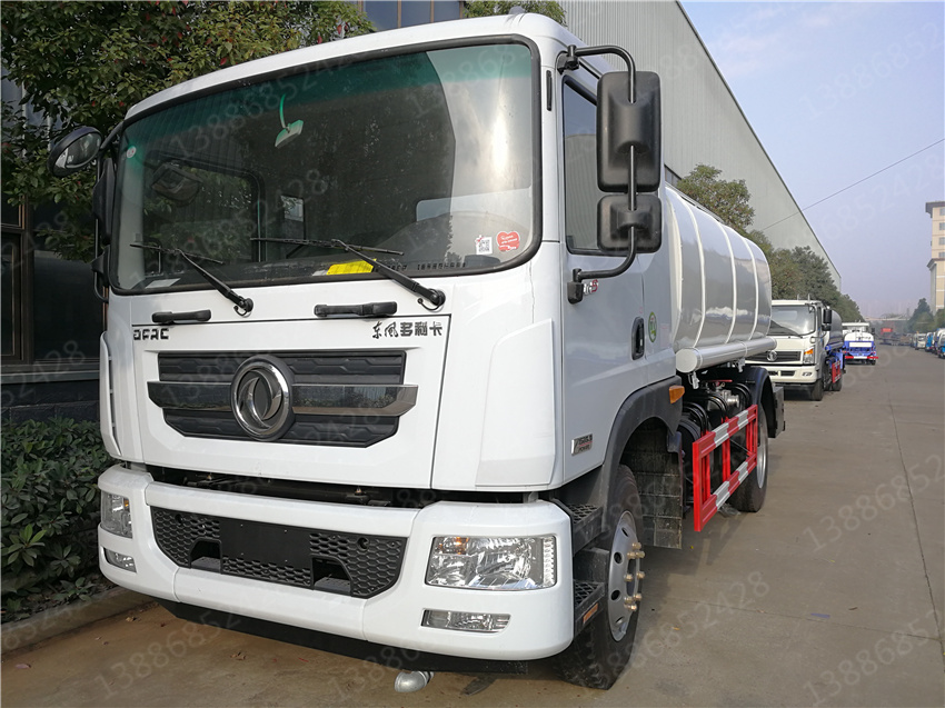 湖北盈通汽車灑水運輸車大全